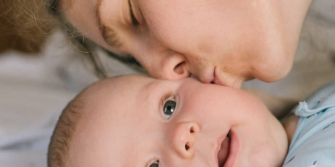 What is the Difference Between Baby Blues and Post Partum Depression?